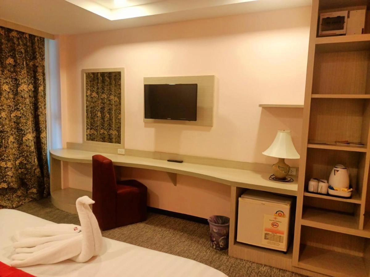 Hotel Romeo Palace Pattaya Zewnętrze zdjęcie